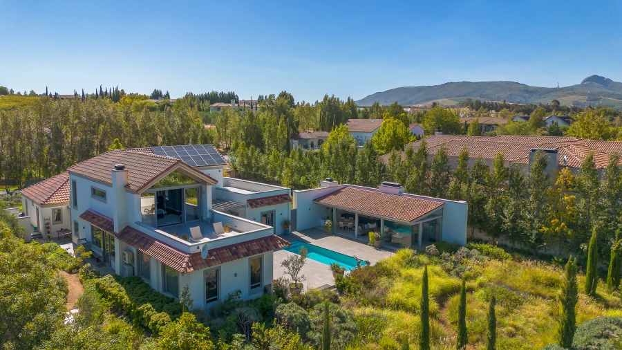 4 Bedroom Property for Sale in Winelands Western Cape